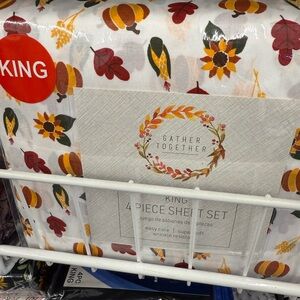 Together Harvest Leaf King Sheet Set
